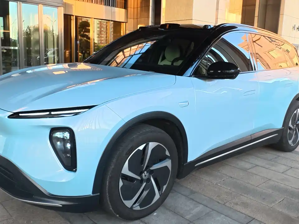 NIO ES6