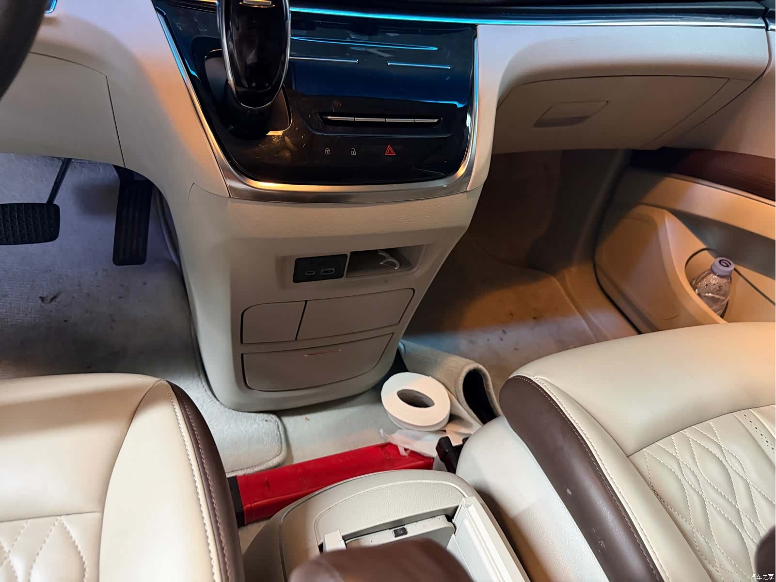 Buick GL8, 2022 13