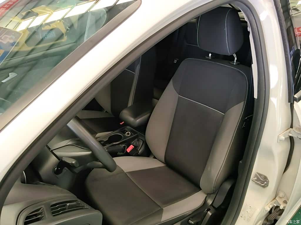 Ford Focus, 2014 15