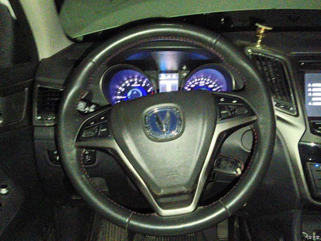 Changan CS75, 2015 6