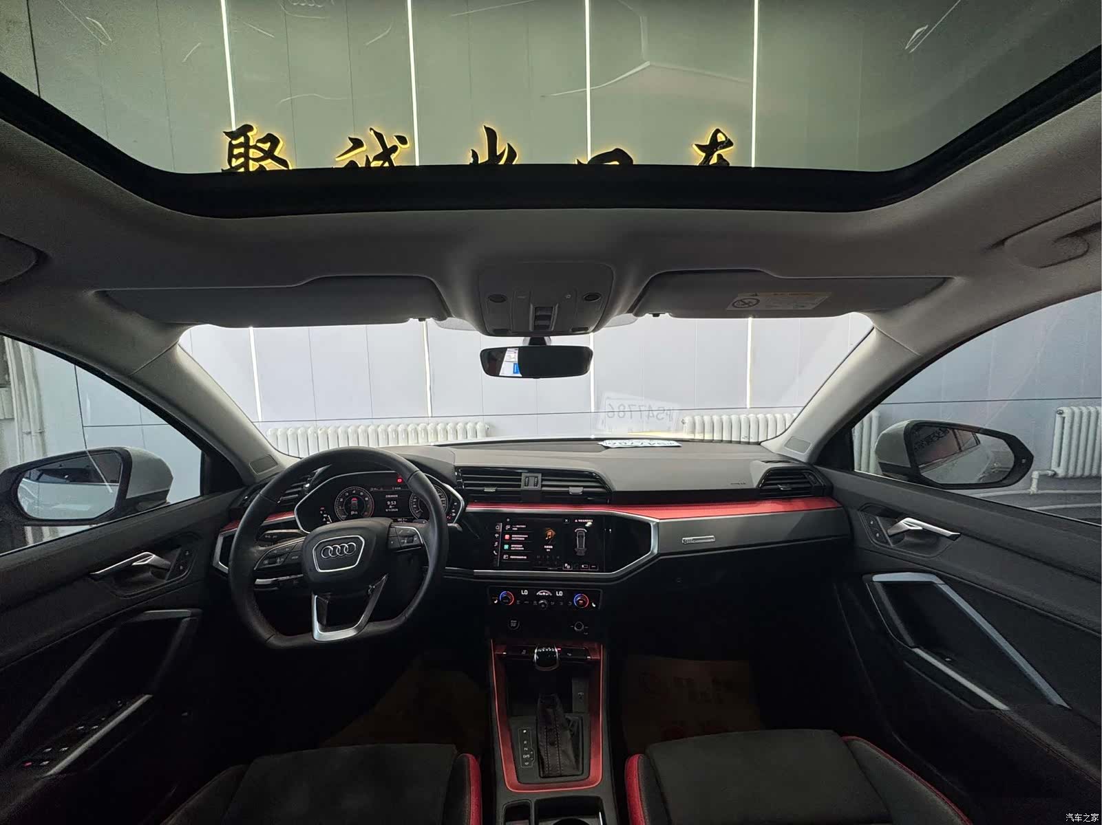 Audi Q3, 2022 все фото