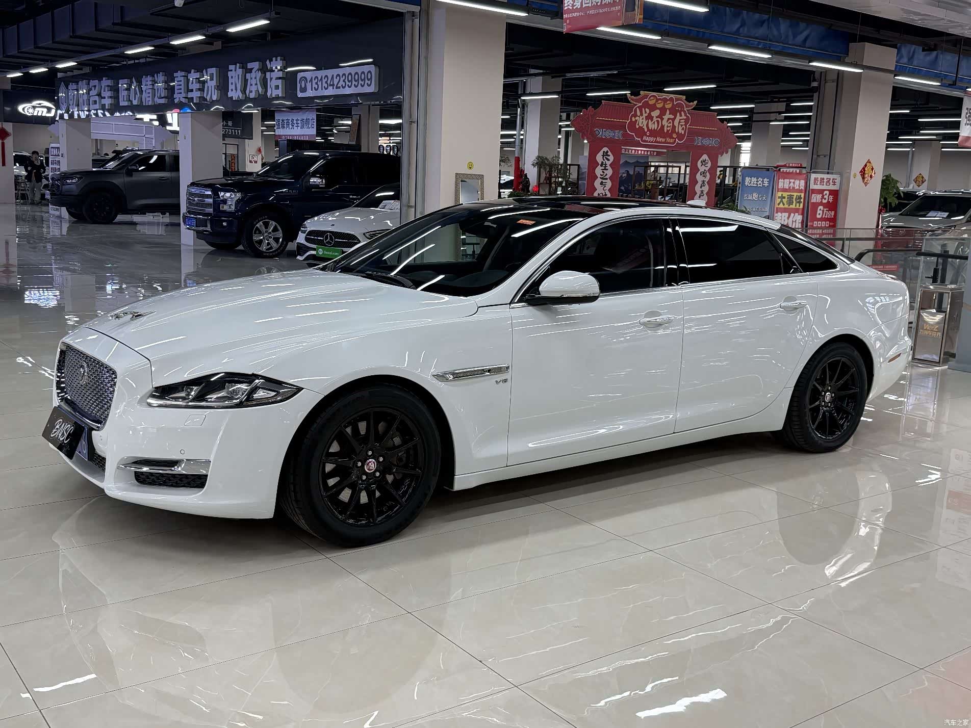 Jaguar XJ, 2018 1