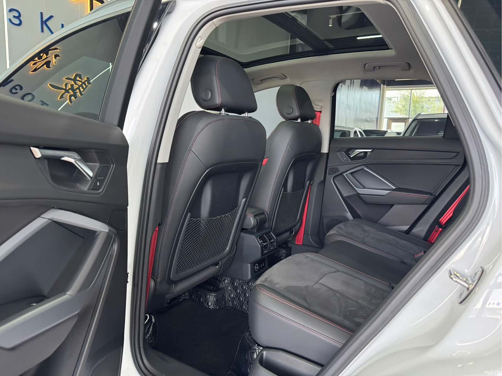 Audi Q3, 2022 6