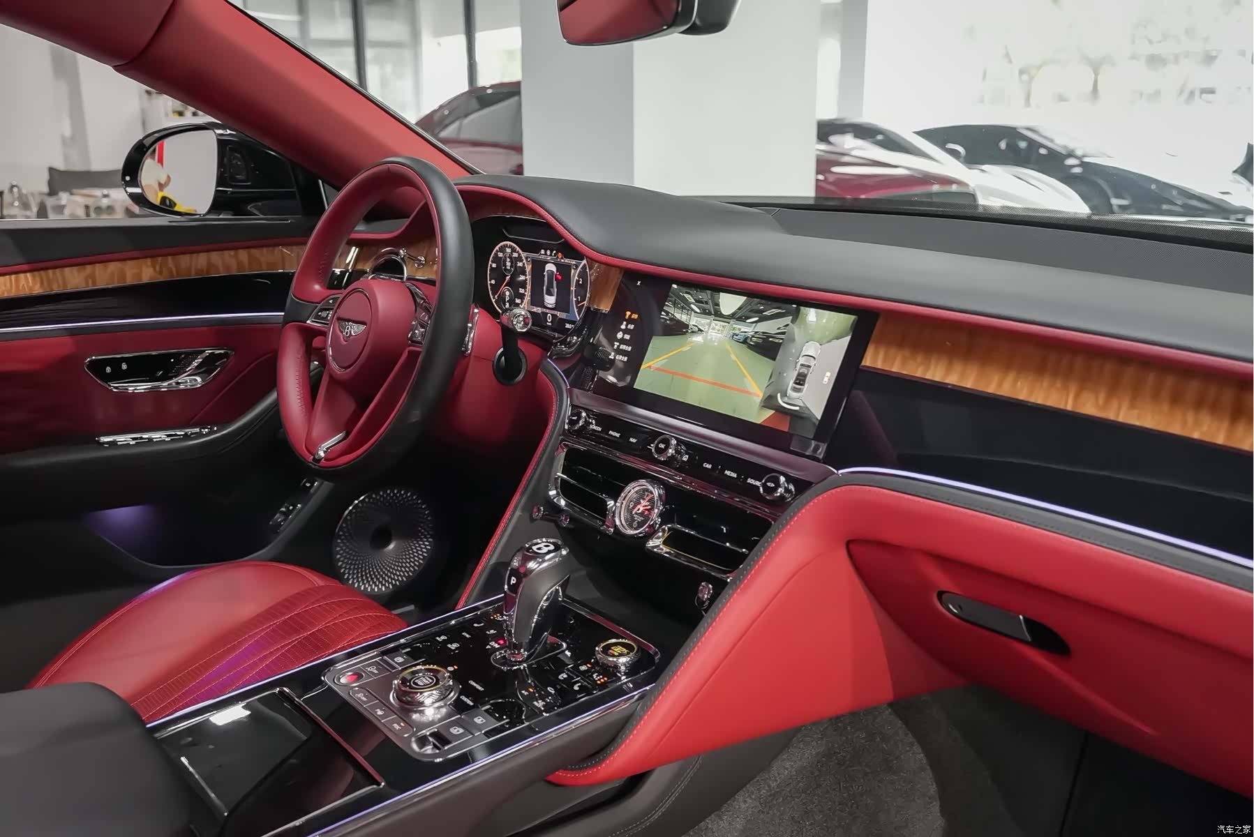 Bentley Flying Spur, 2021 9