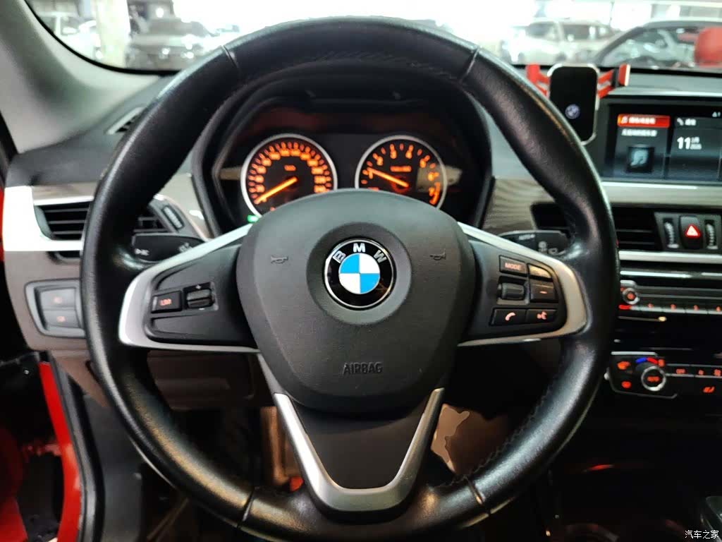 BMW X1, 2018 11