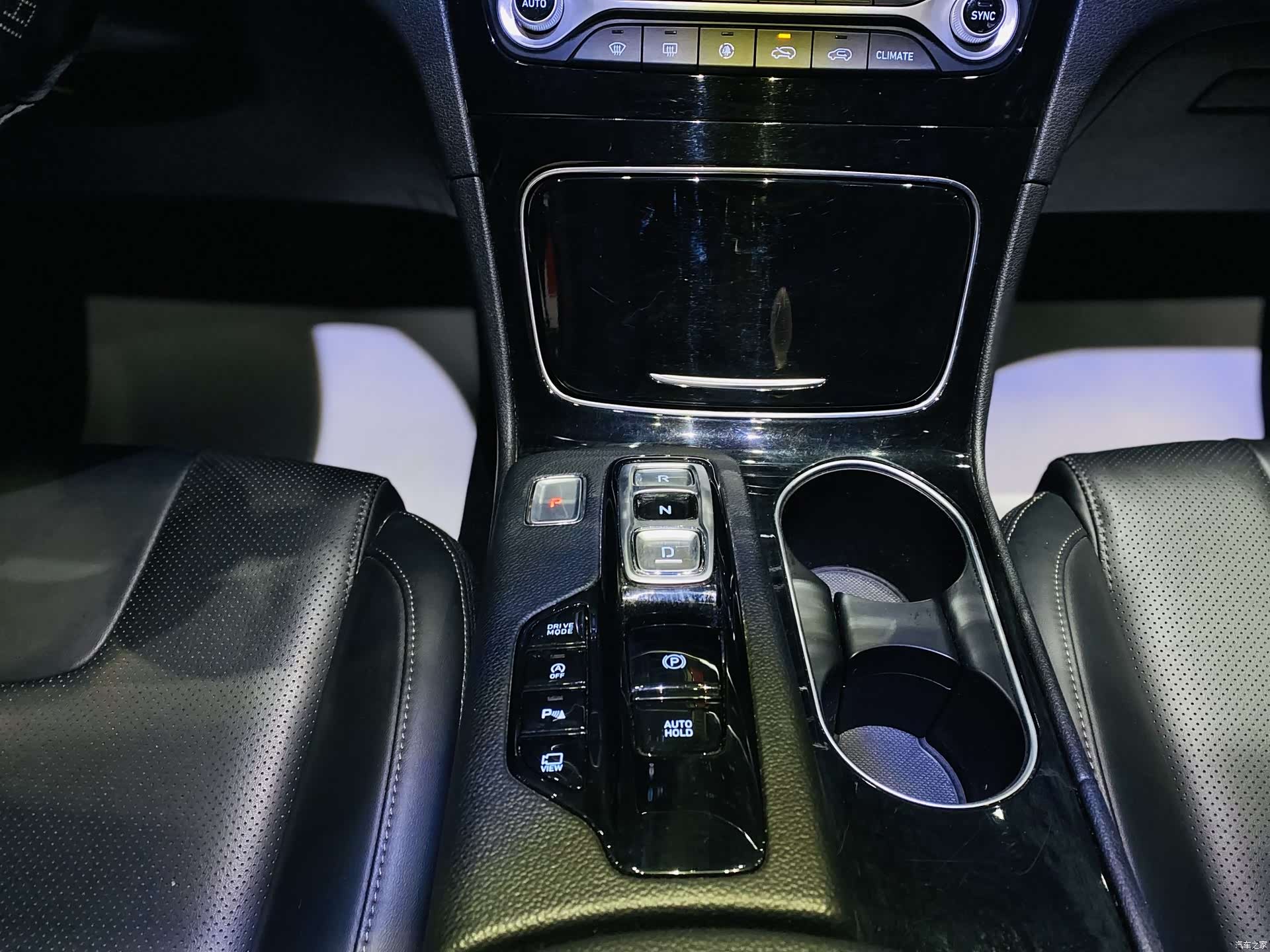 Hyundai Santa Fe, 2021 11