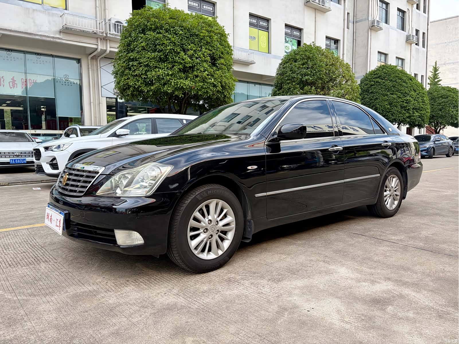 Toyota Crown, 2008 1