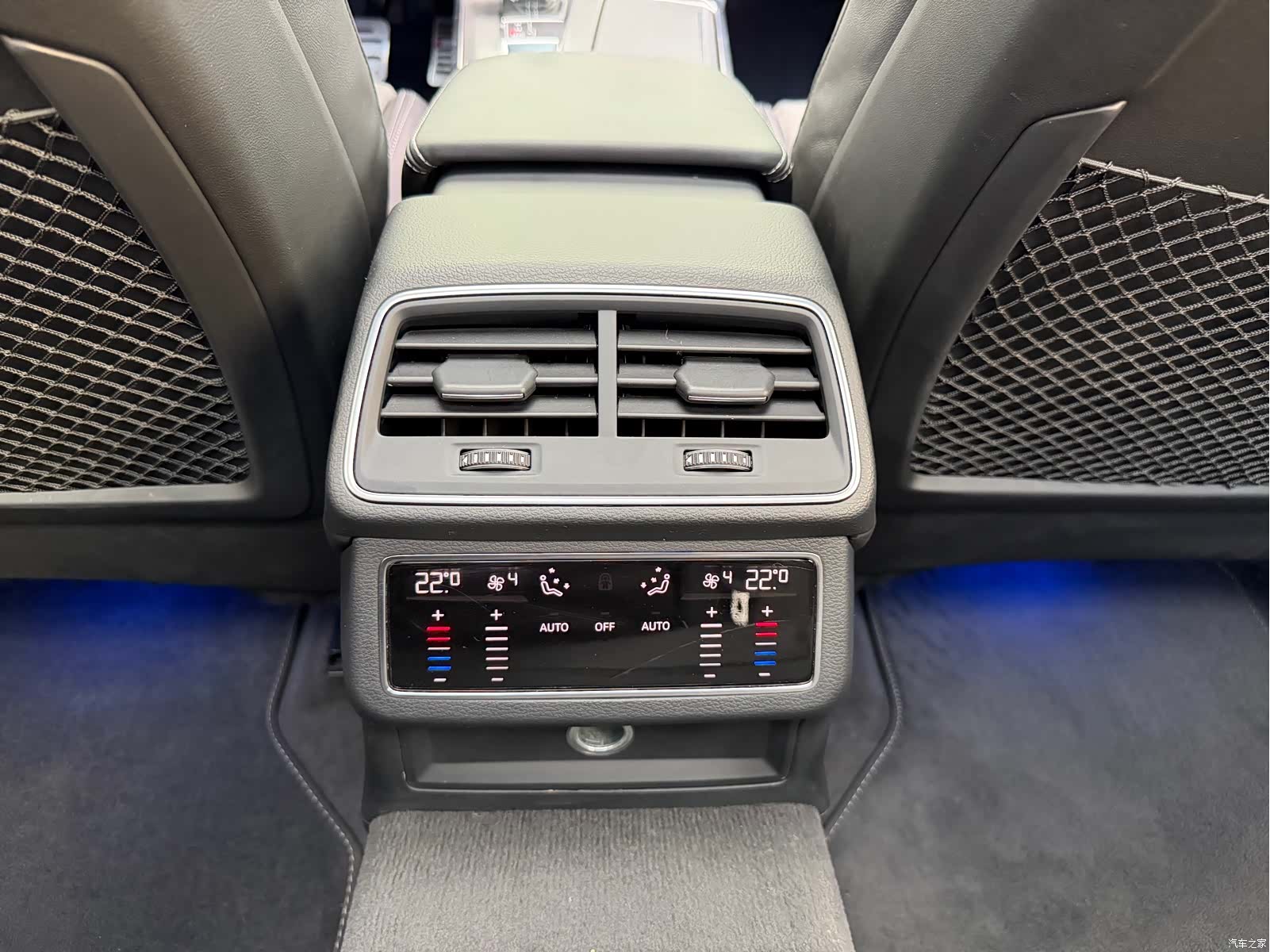 Audi A6L, 2020 9