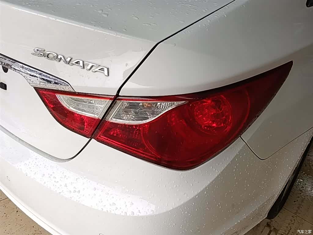 Hyundai Sonata, 2014 8
