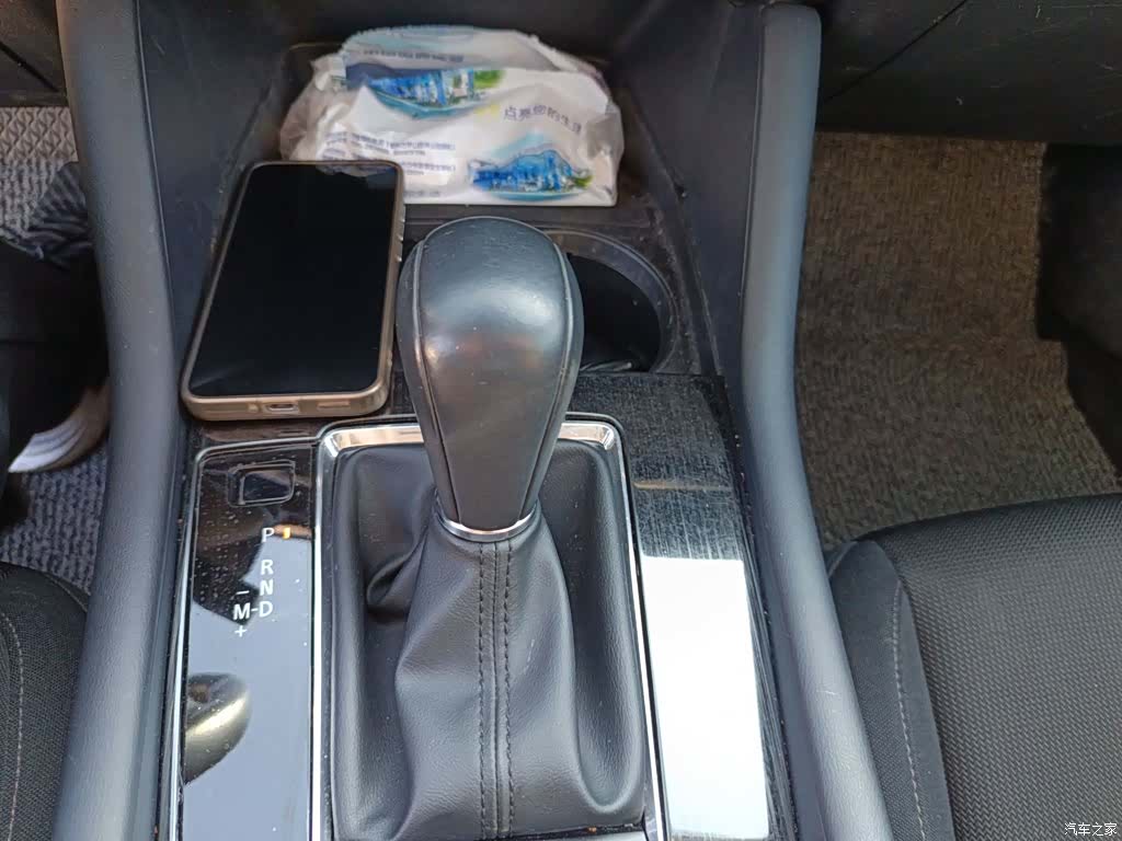 Mazda Mazda3, 2020 14