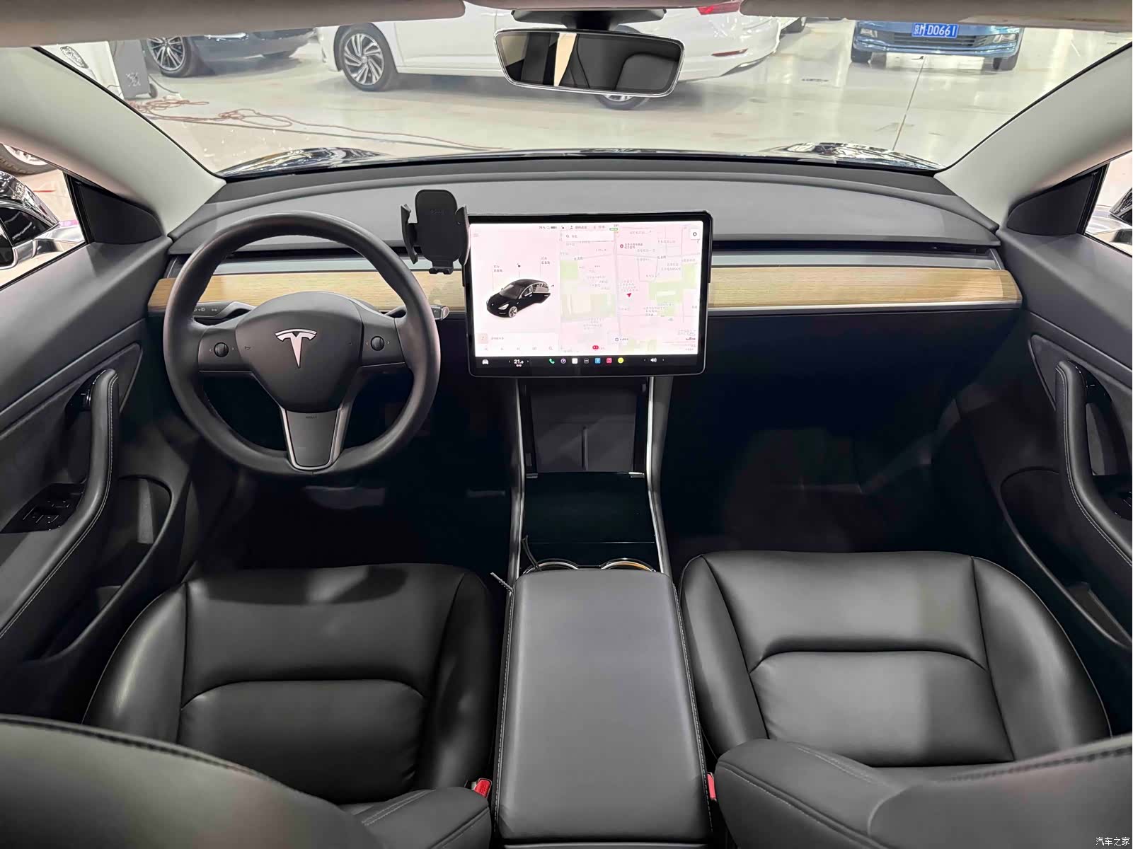 Tesla Model 3, 2020 15