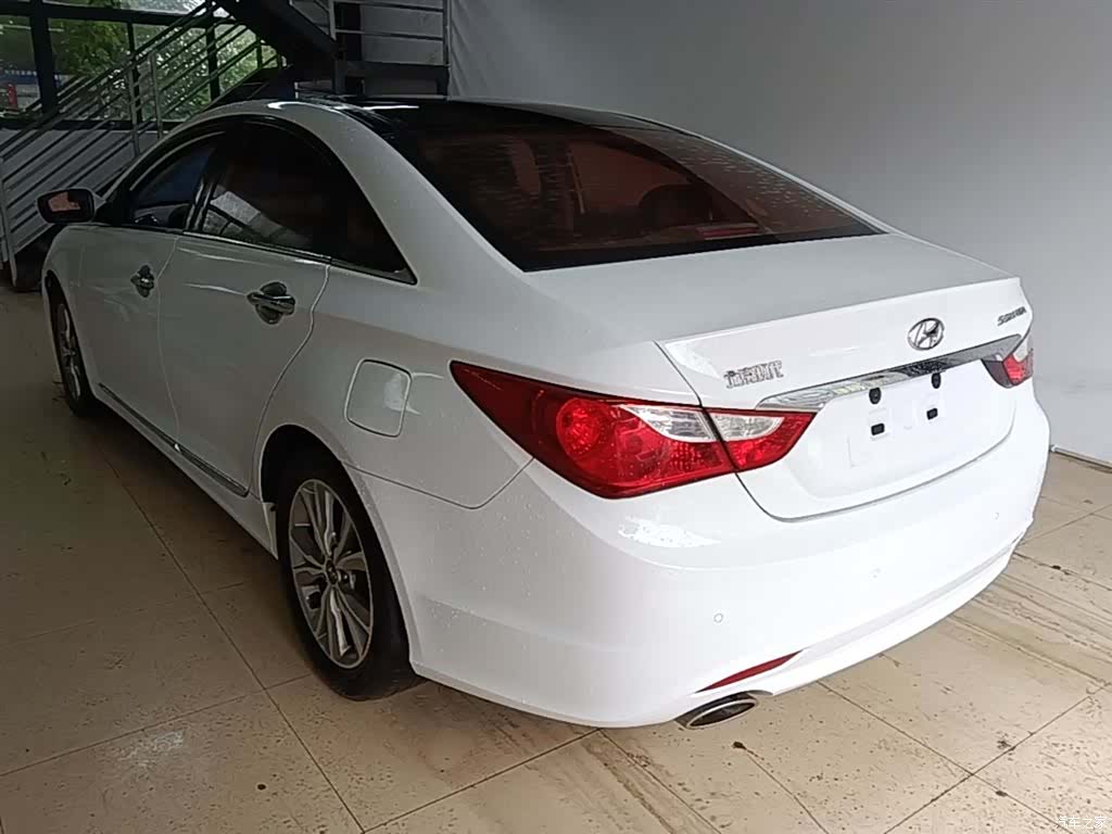 Hyundai Sonata, 2014 все фото