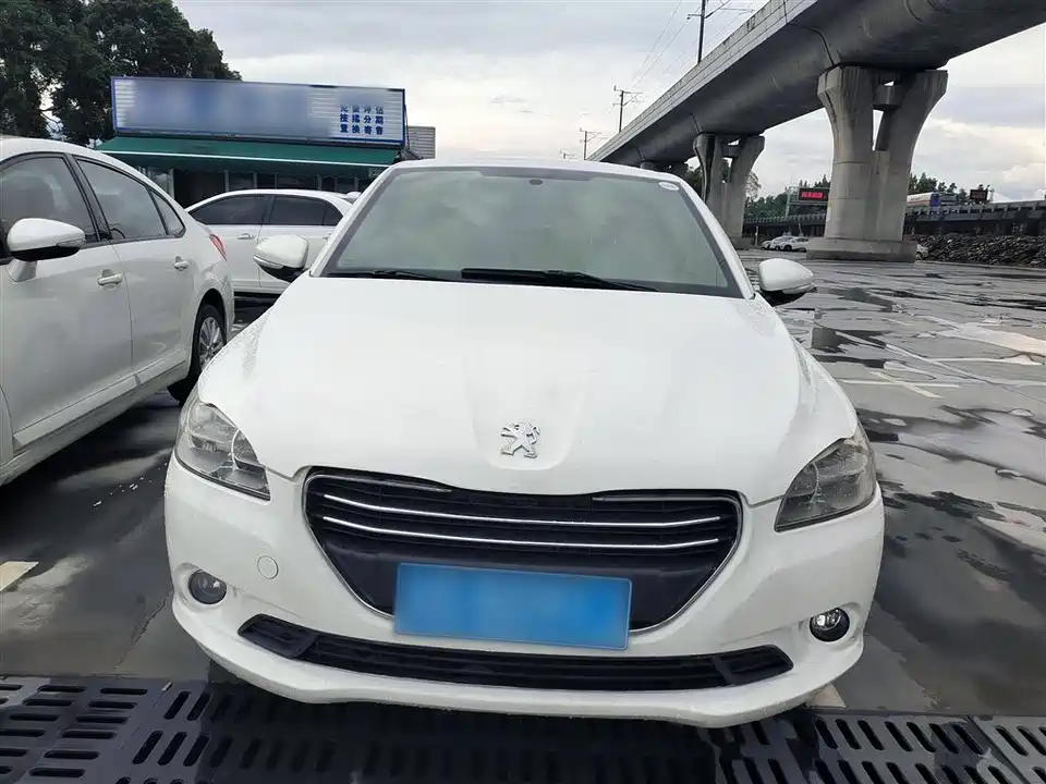 Peugeot 301