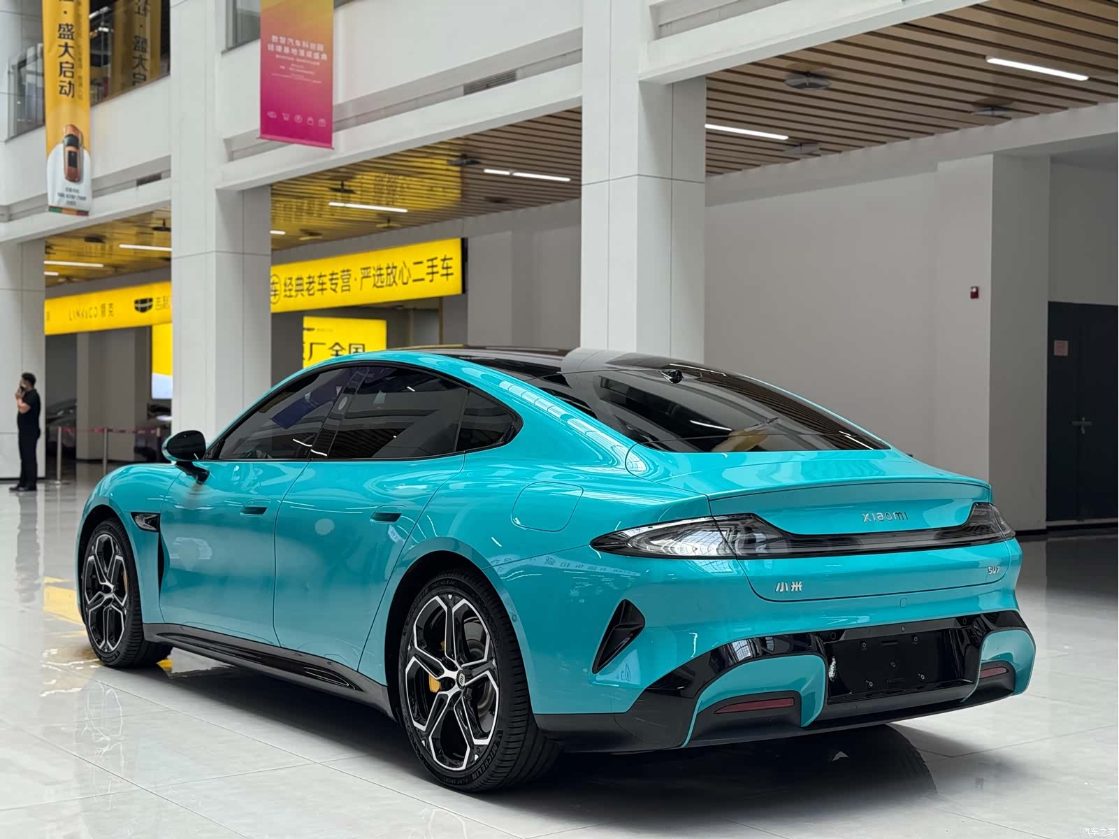Xiaomi SU7, 2024 7