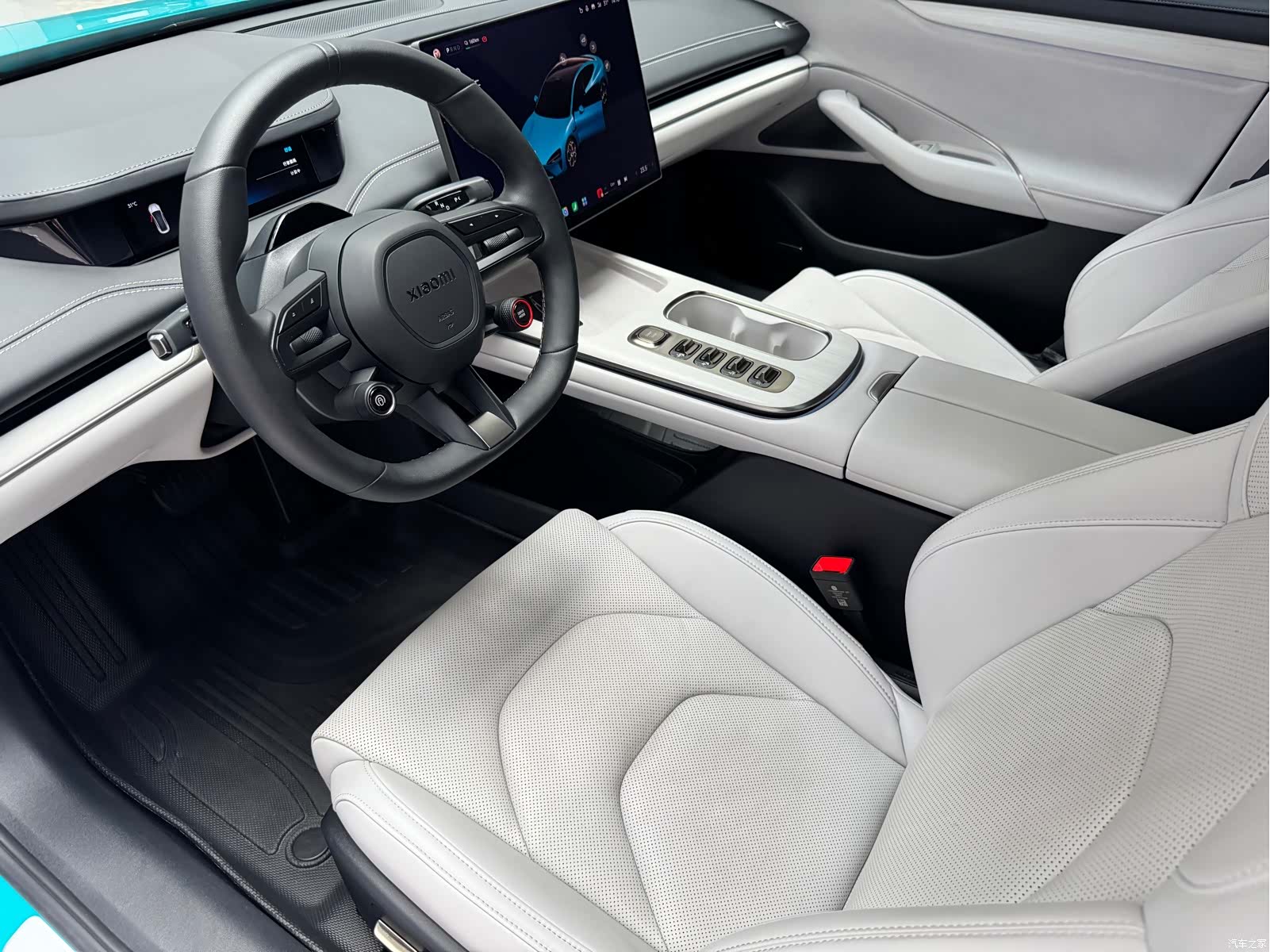 Xiaomi SU7, 2024 11