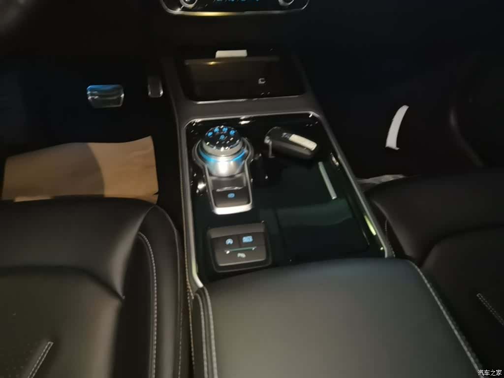 Ford Edge, 2023 14