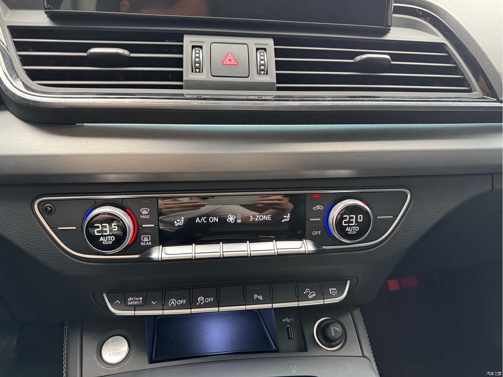 Audi Q5L, 2022 24