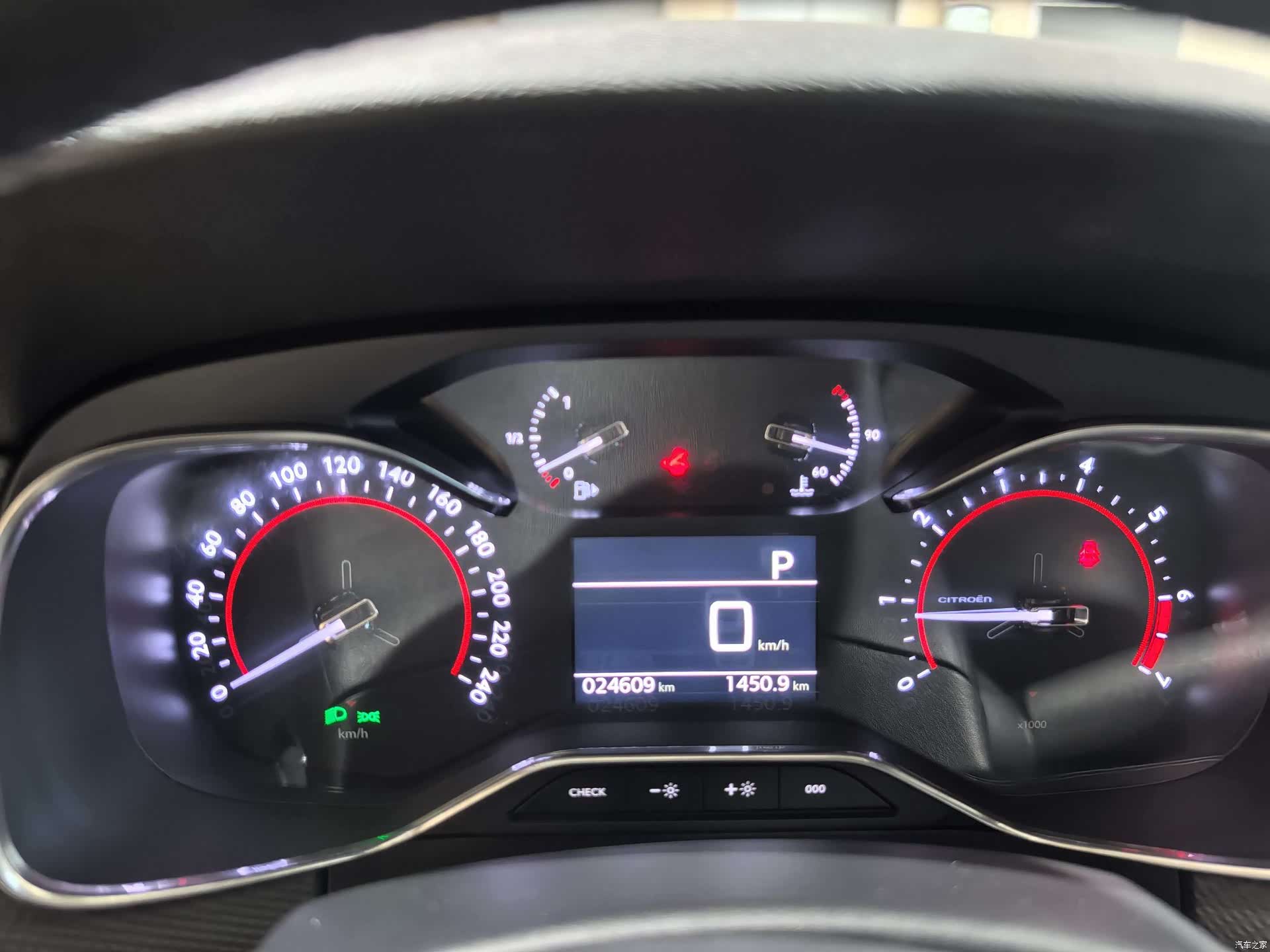 Citroen C6, 2021 10