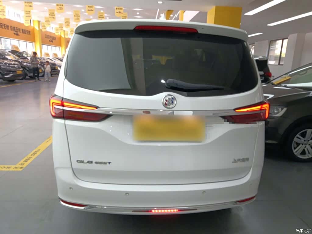 Buick GL8, 2023 4