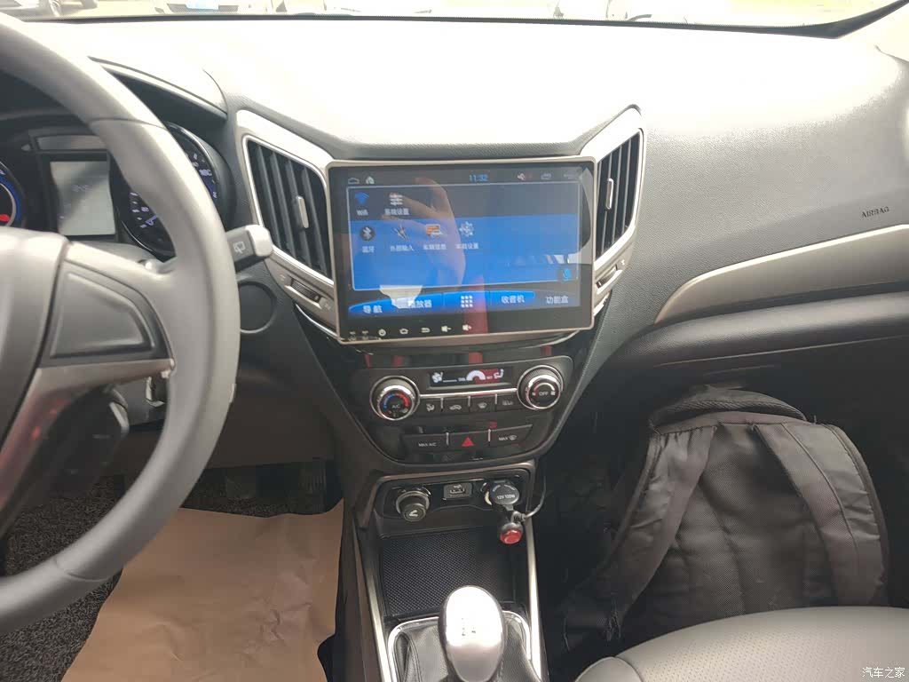 Changan CS15, 2016 9
