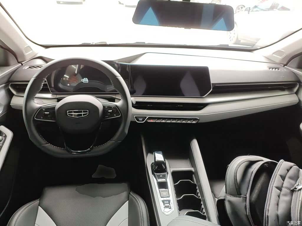 Geely Binray, 2023 6