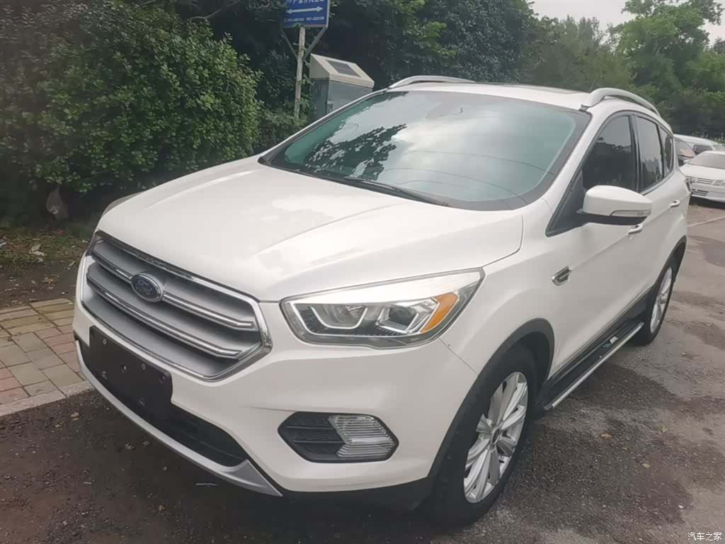 Ford Kuga, 2017 1
