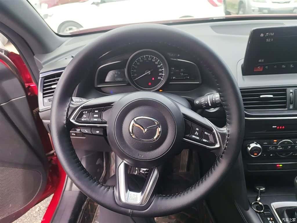 Mazda CX-4, 2021 11