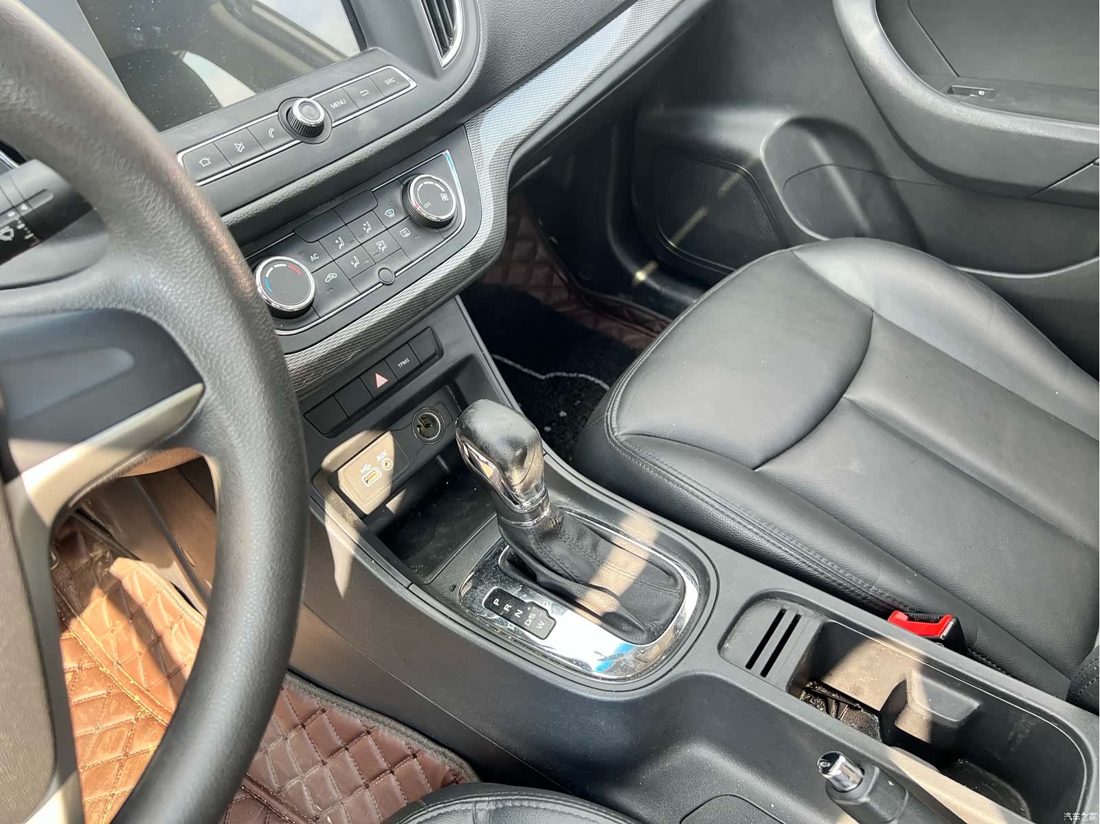 Roewe 360, 2016 11