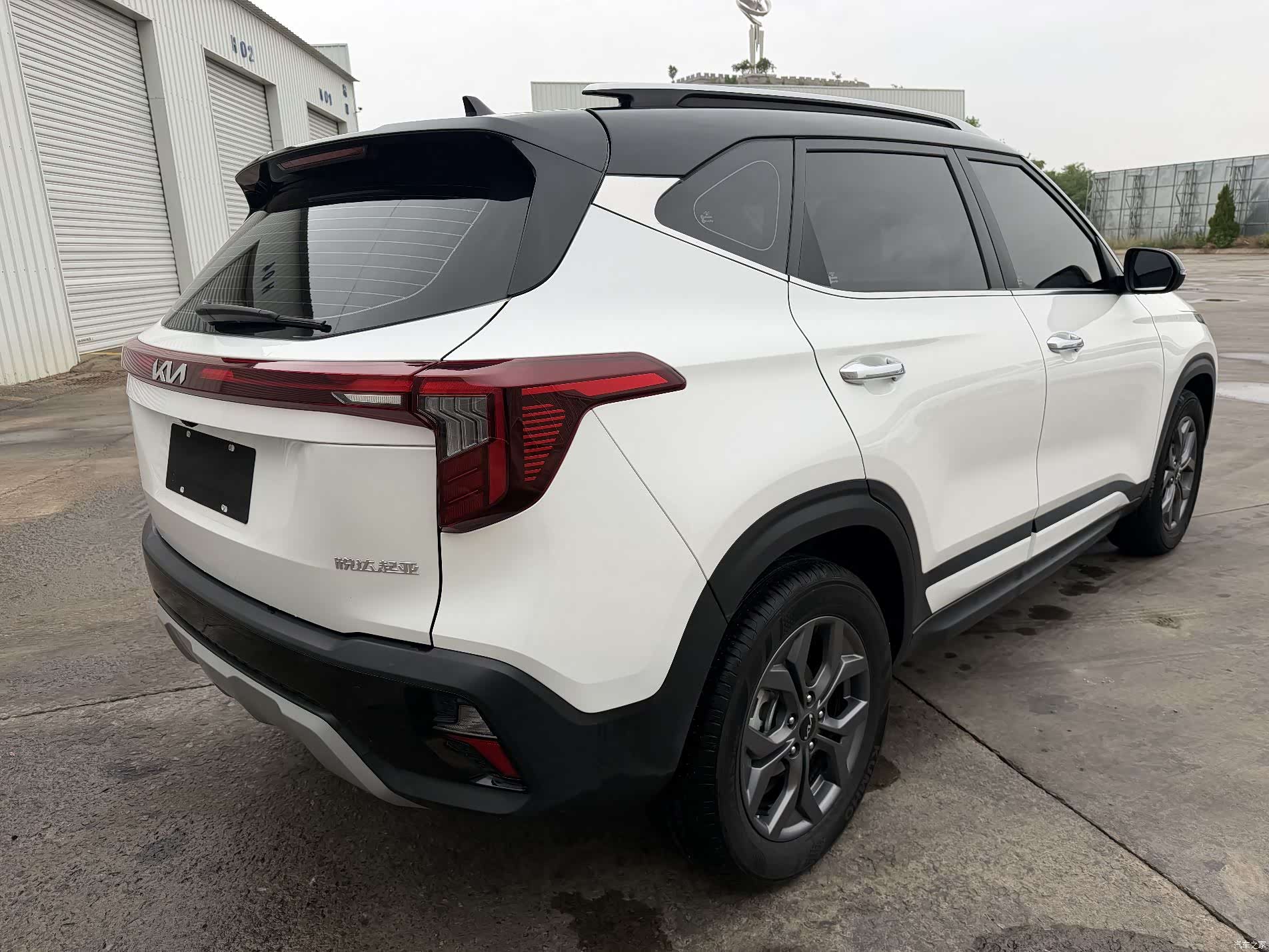 Kia Seltos, 2023 4
