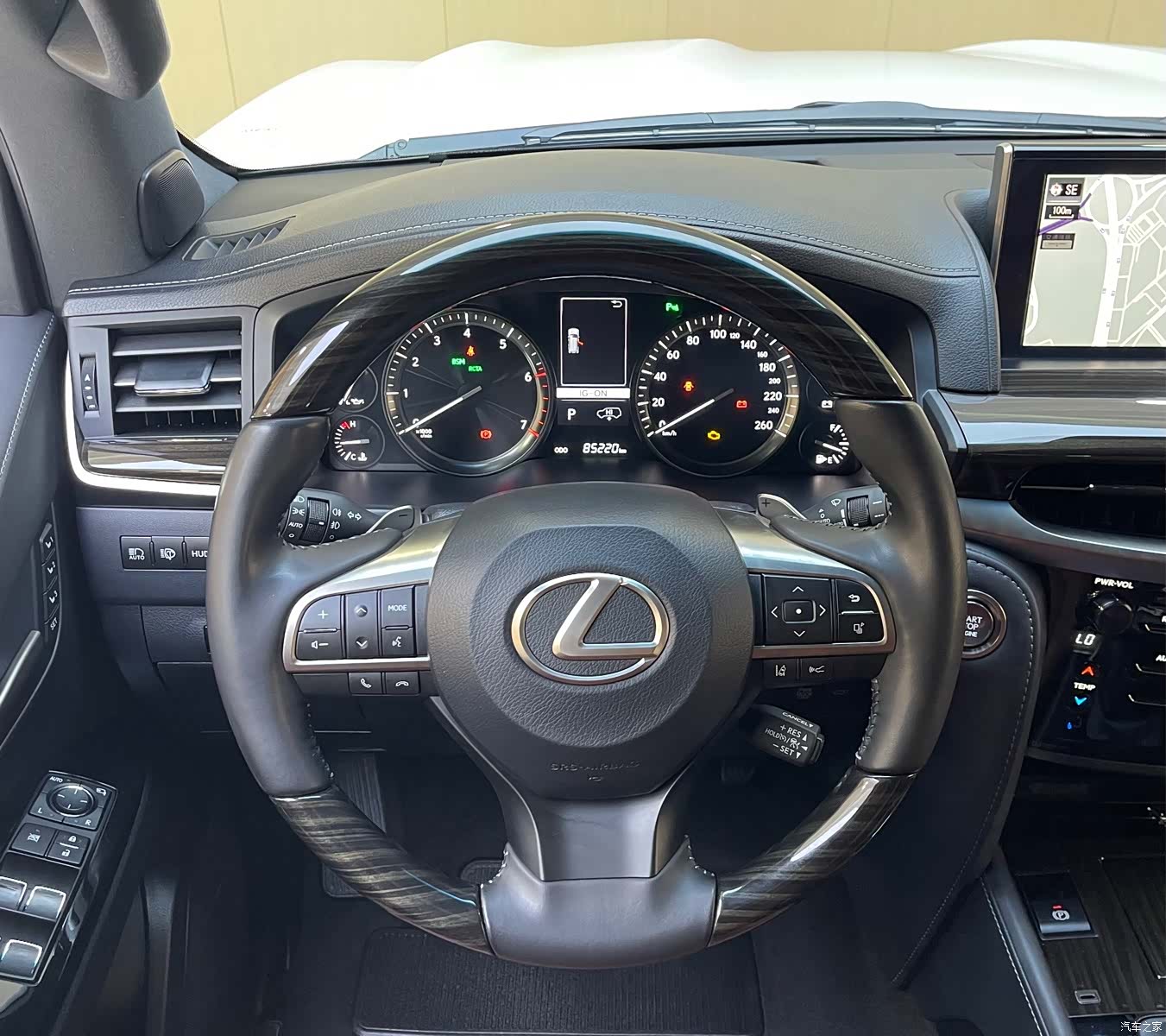 Lexus LX, 2020 11
