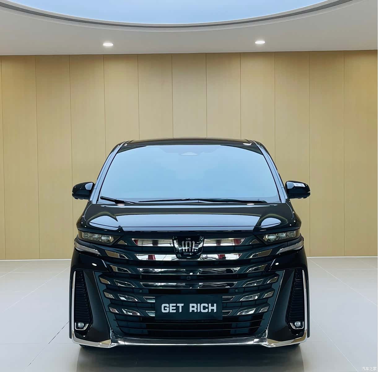 Toyota Vellfire, 2024 2