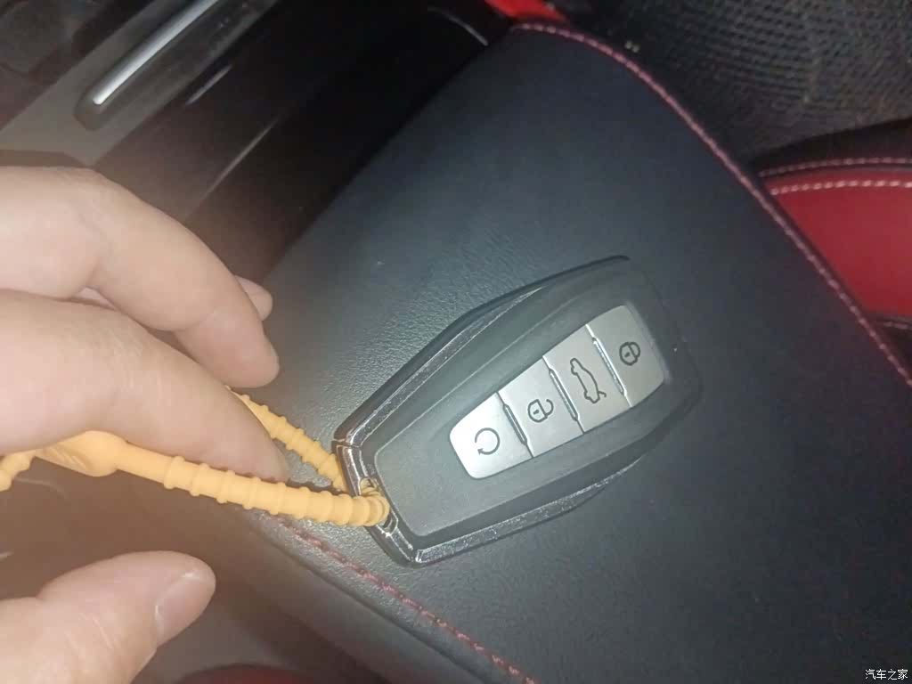 Geely Emgrand, 2021 9