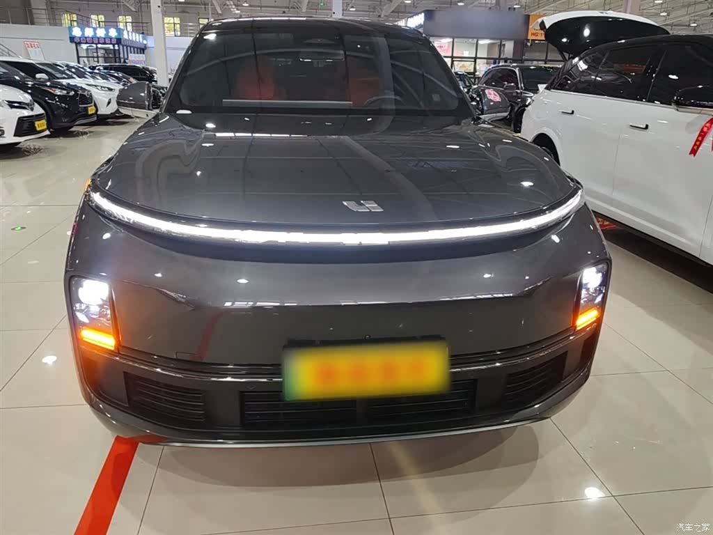 Li Auto L8, 2024 3