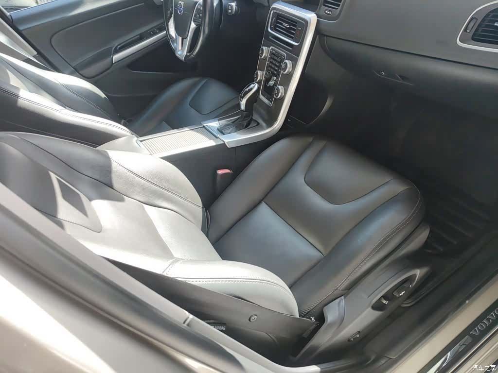 Volvo V60, 2015 20