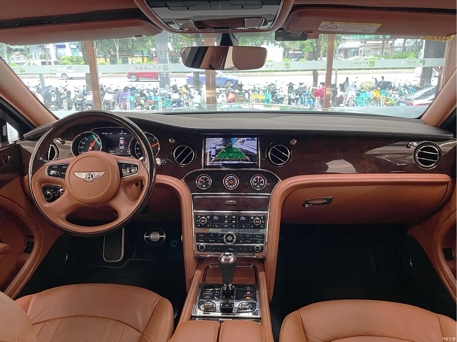 Bentley Mulsanne, 2019 18