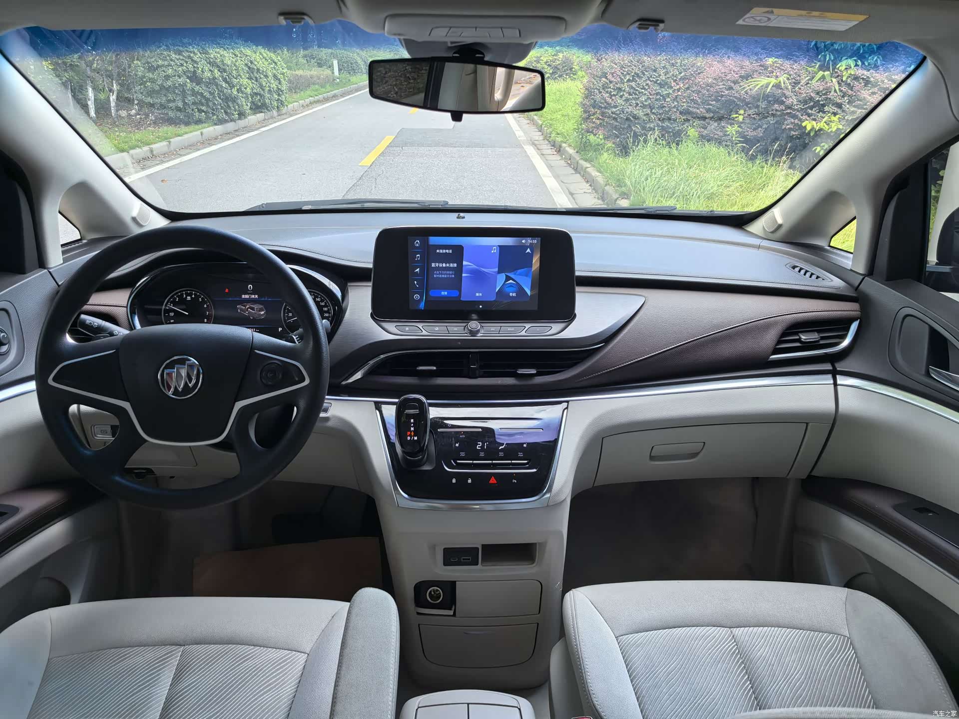 Buick GL8, 2024 9