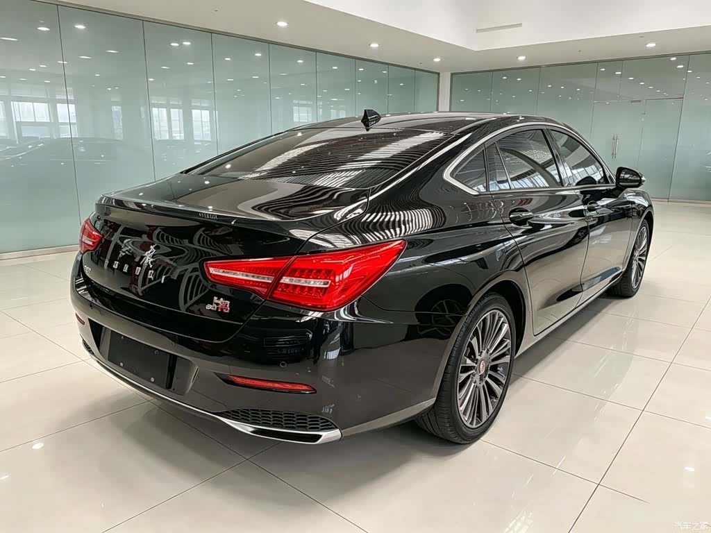 Hongqi H5, 2021 7