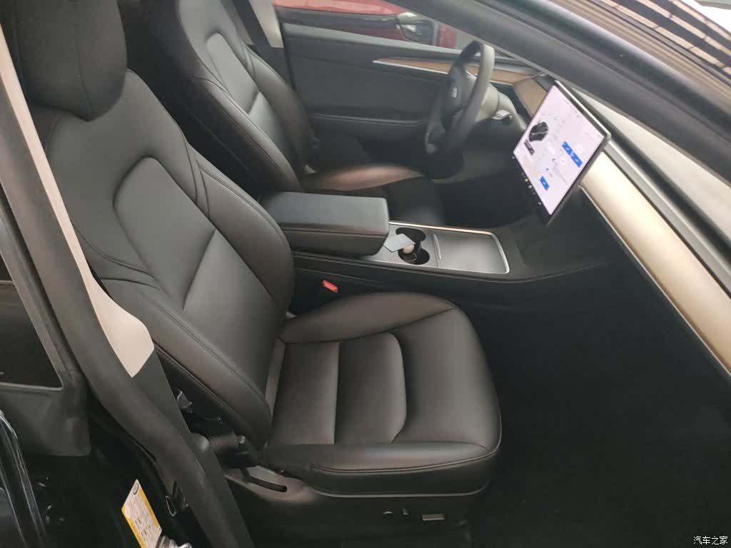 Tesla Model Y, 2021 20