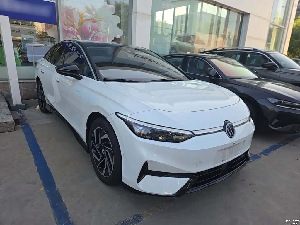 Volkswagen ID.7, 2025 4