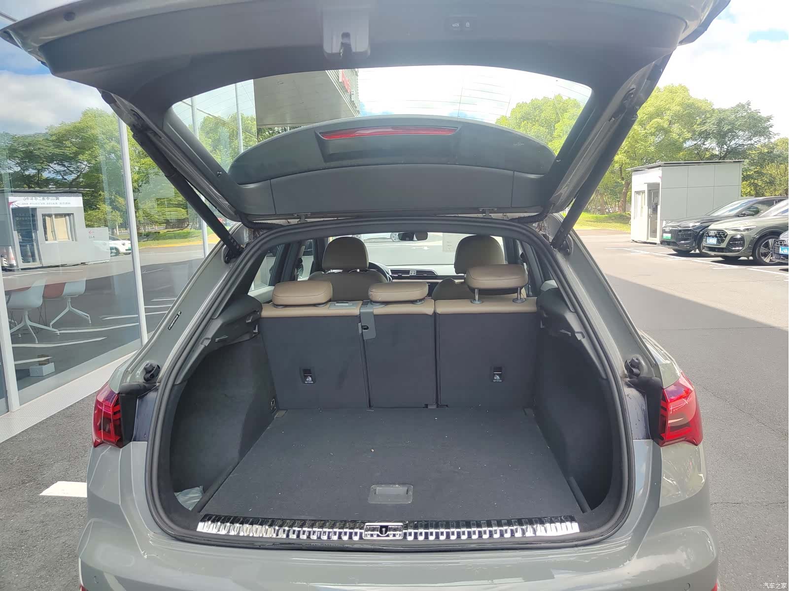 Audi Q3, 2023 все фото