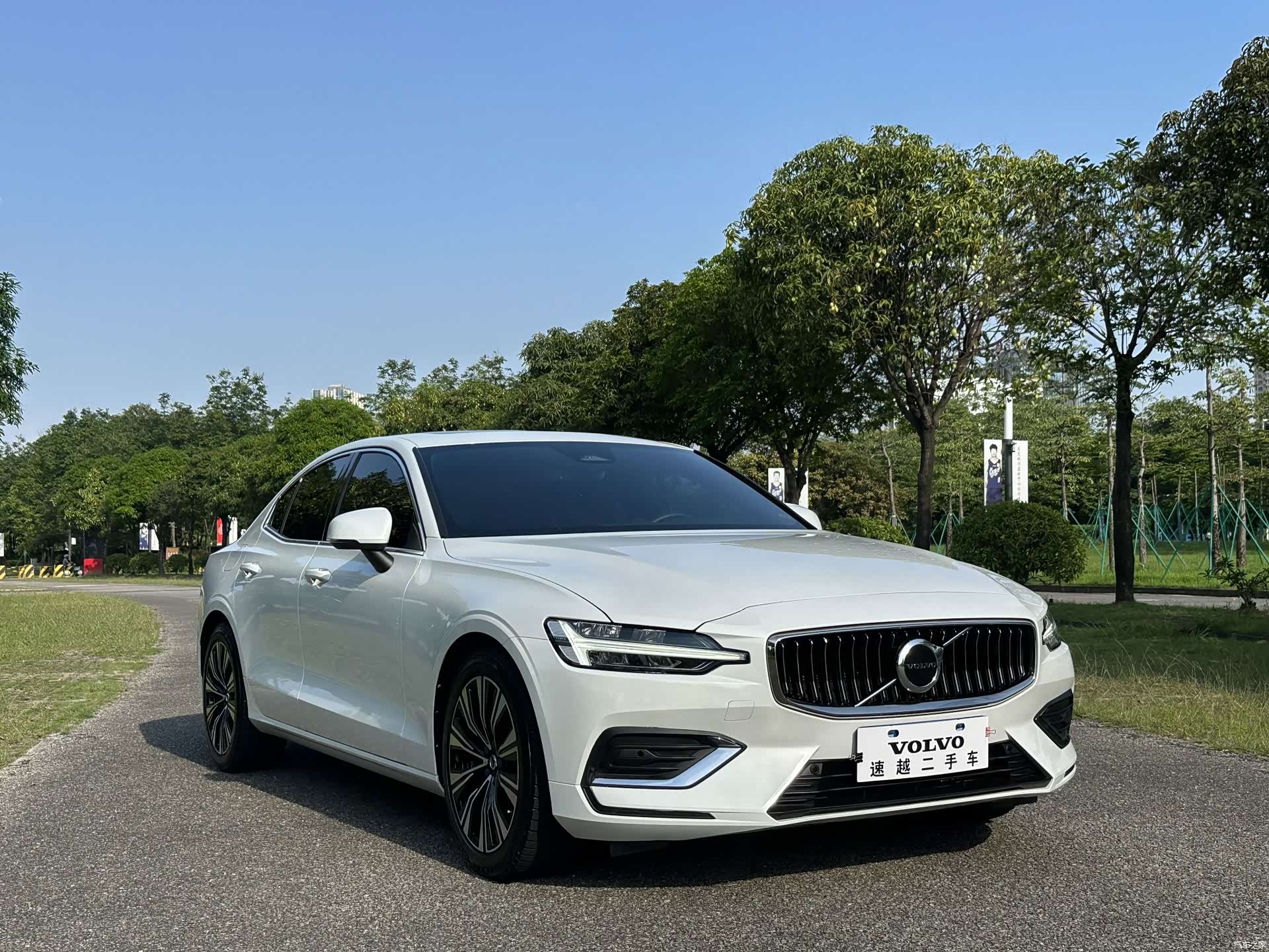 Volvo S60, 2023 3