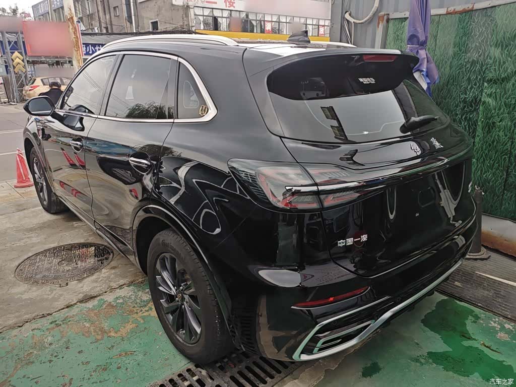Hongqi HS5, 2023 23