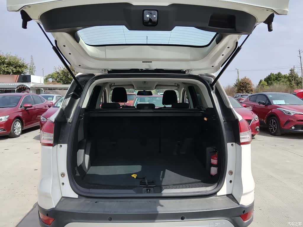 Ford Kuga, 2016 15