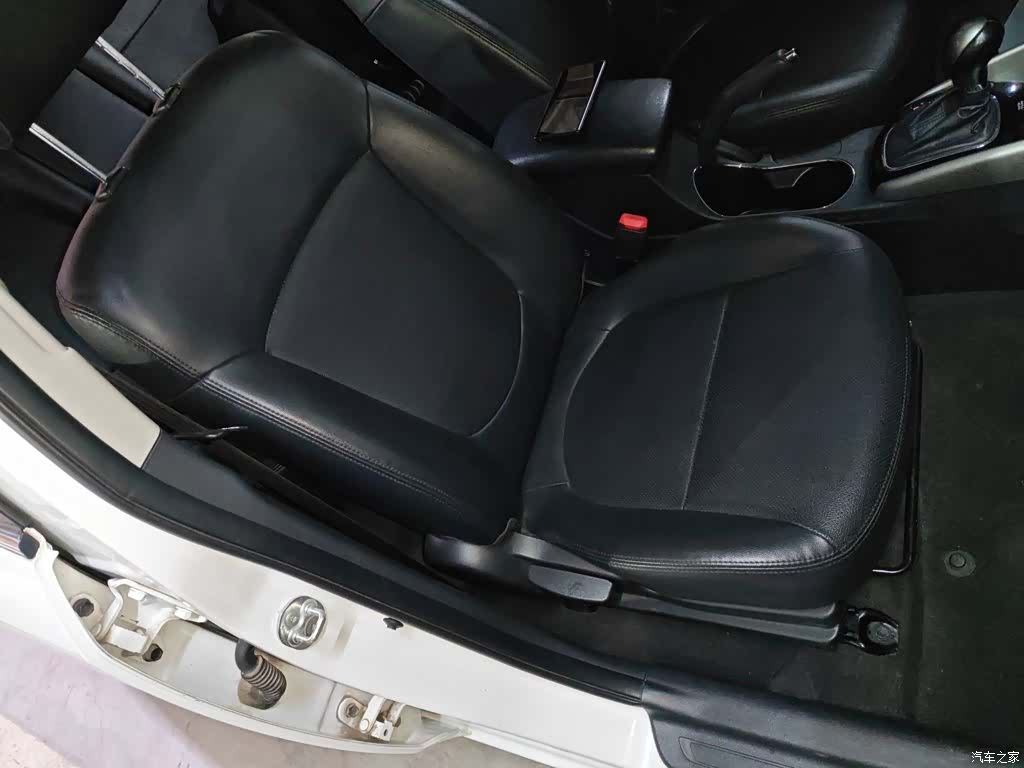 Kia GLS, 2014 20