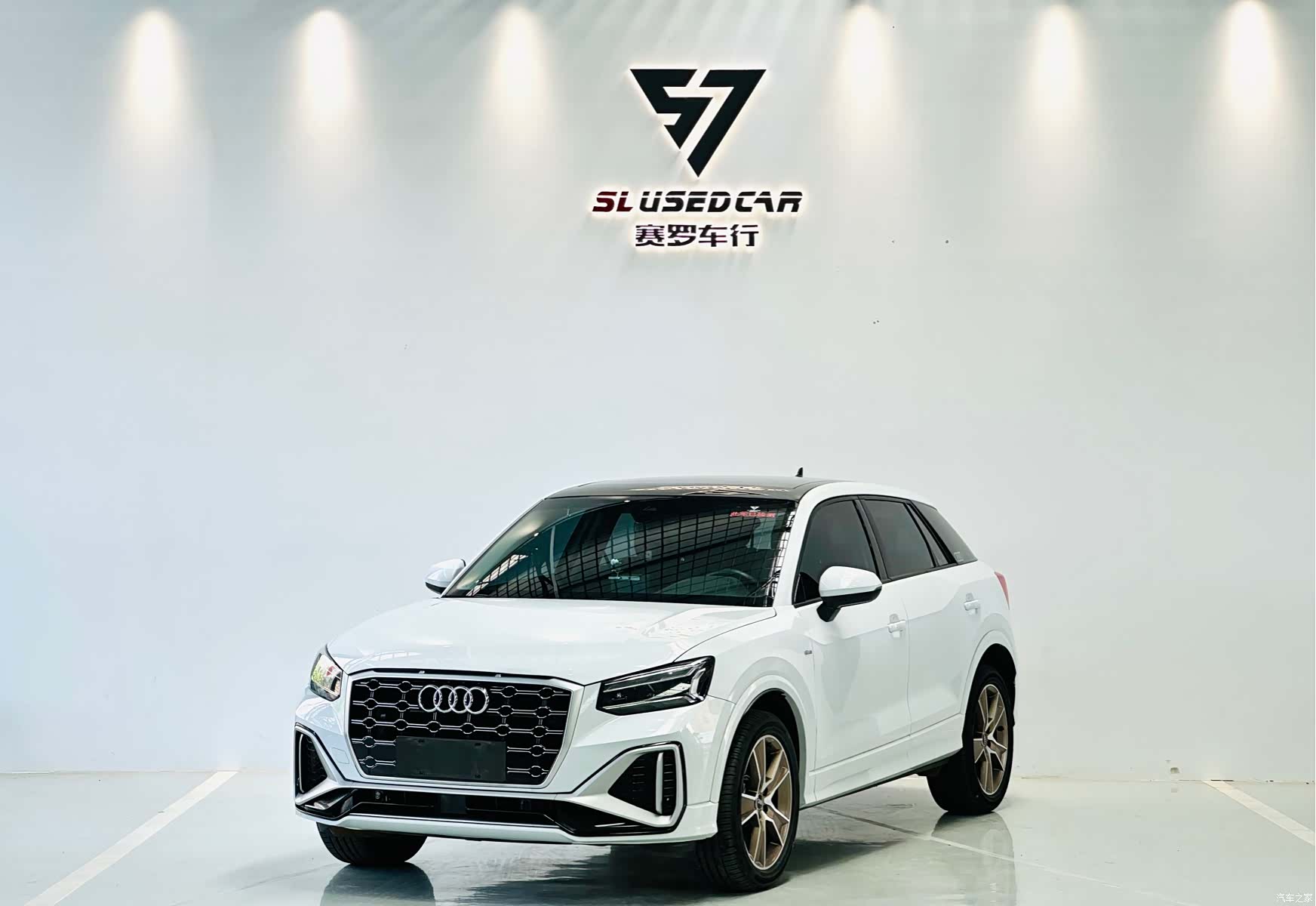 Audi Q2L, 2025 1