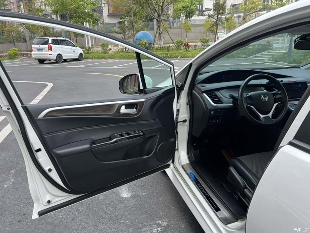 Honda Jade, 2019 16