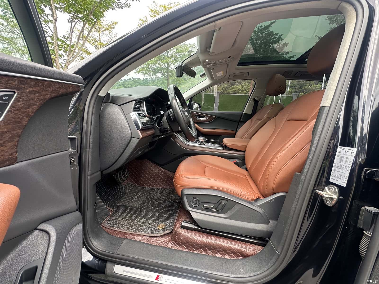 Audi Q7, 2021 все фото