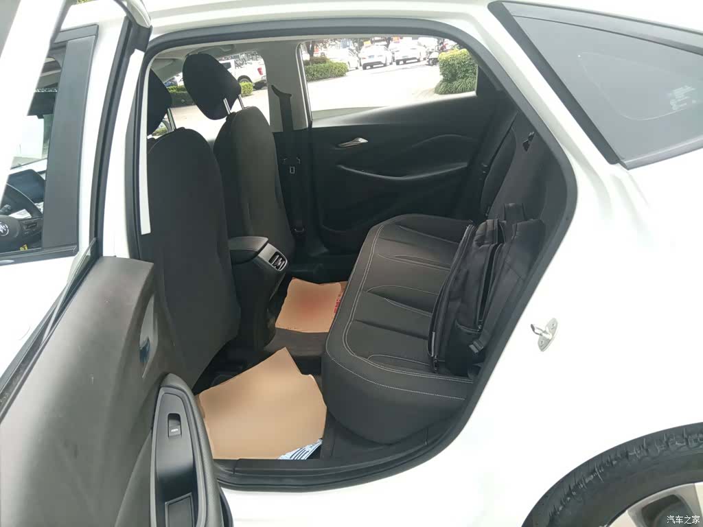 Buick Verano, 2023 13