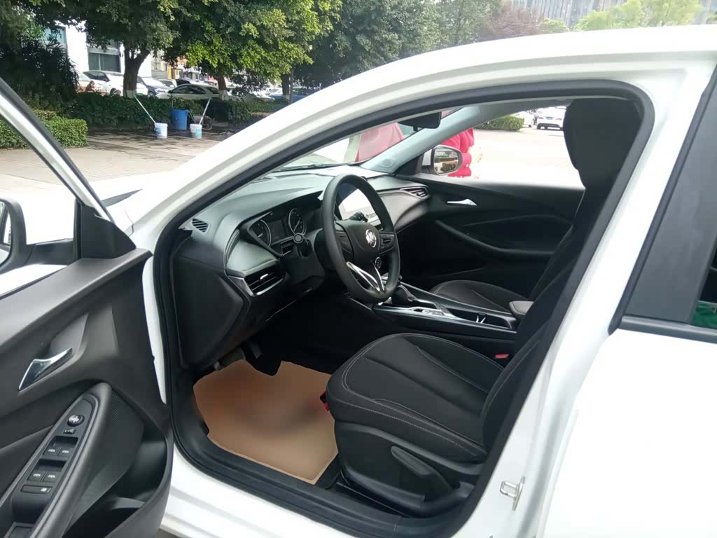 Buick Verano, 2023 12