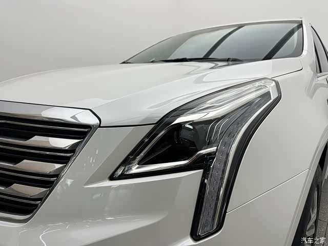 Cadillac XT5, 2017 18